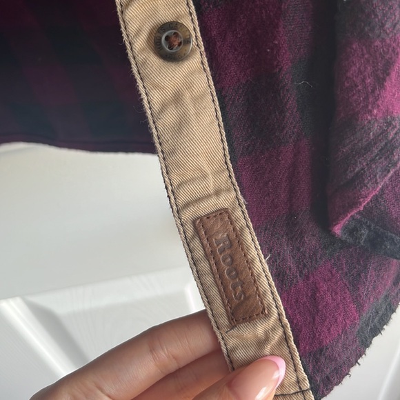 Roots Purple Flannel with Brown Elbow Patches - Picture 4 of 5
